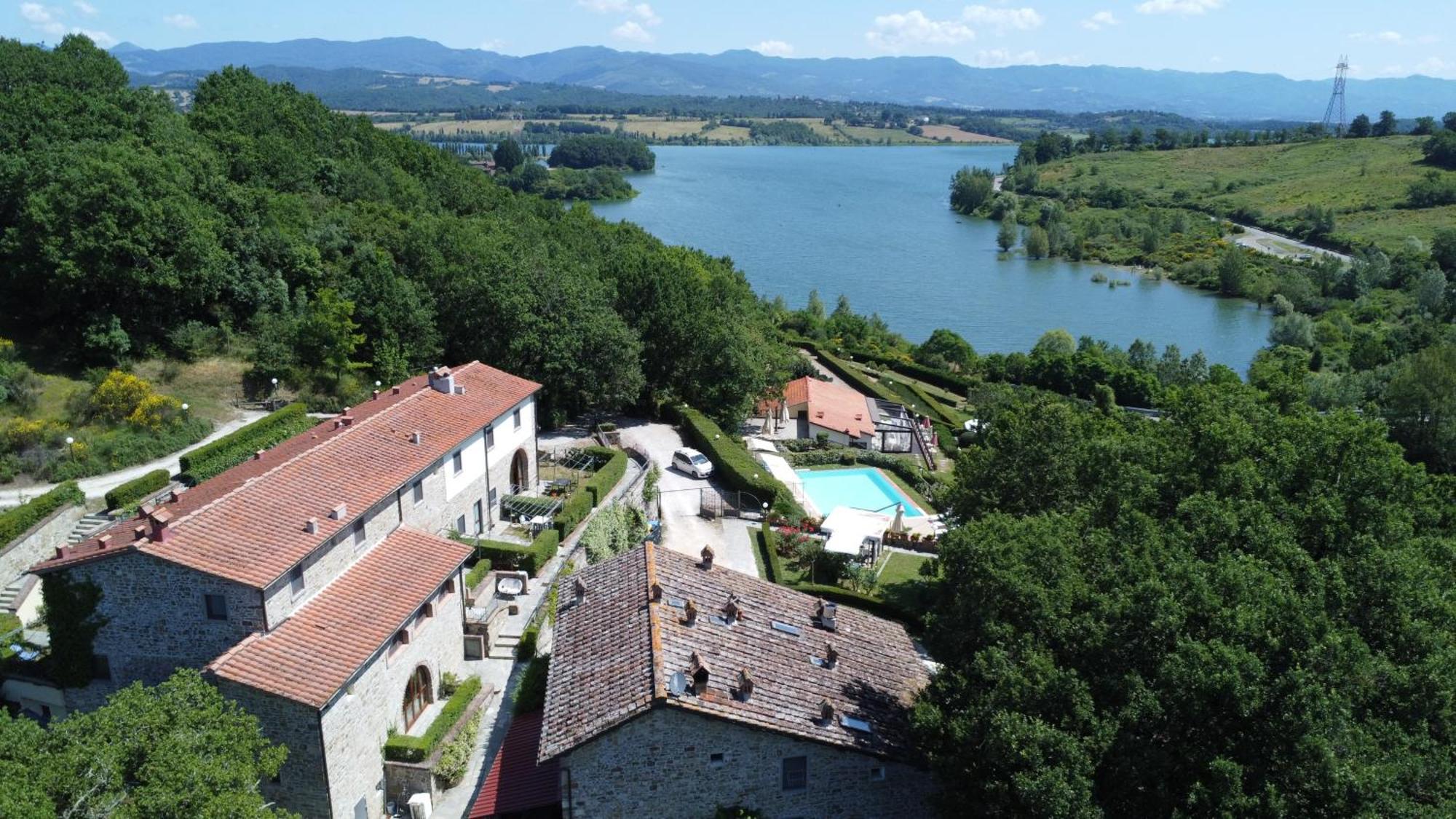 Casa Vacanze Borgo La Fratta Барберино-ді-Муджелло Екстер'єр фото
